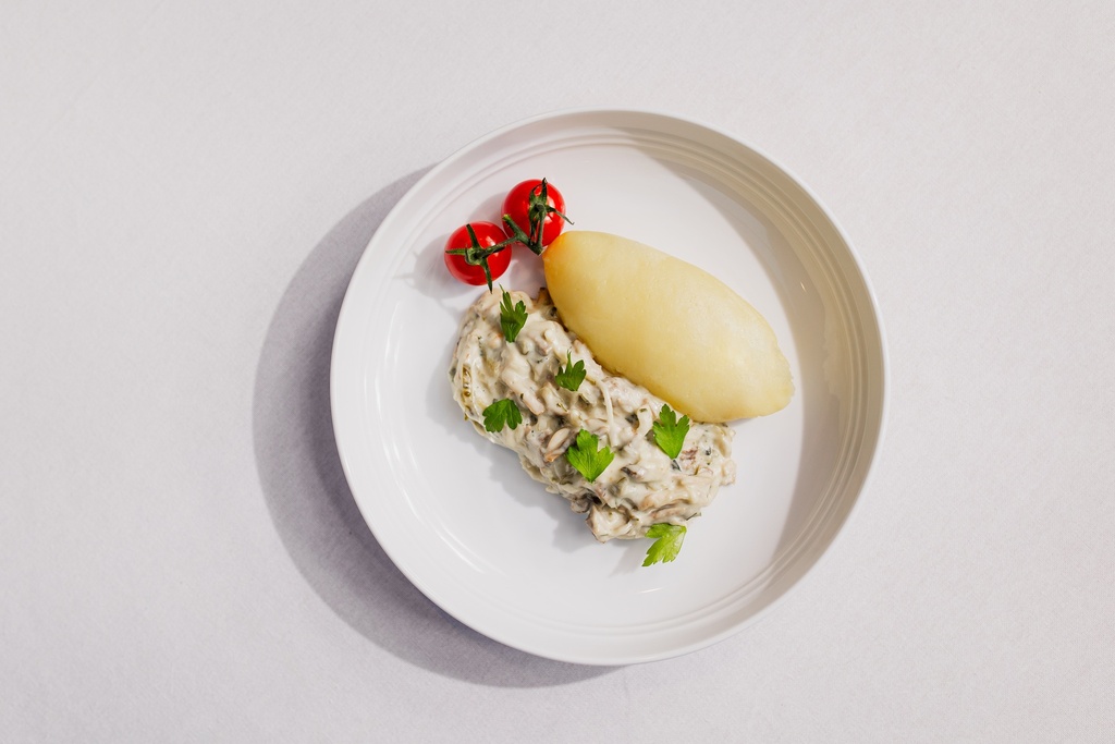 Beef Stroganoff with Creamy Potato Mash - 12 Pack